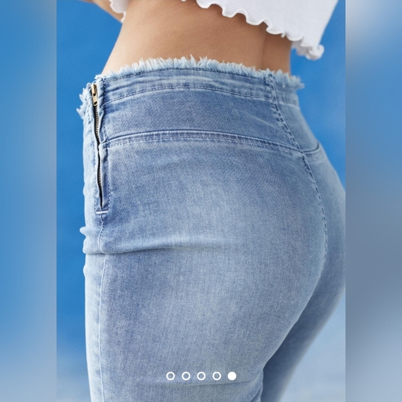 ❤️ URBAN OUTFITTERS BDG RUCHED V-FRONT FLARE JEANS, LOW RISE, 8 (29) - Picture 14 of 15